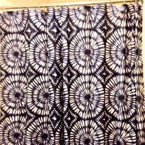 BATIK DESIGN SHOWER CURTAIN